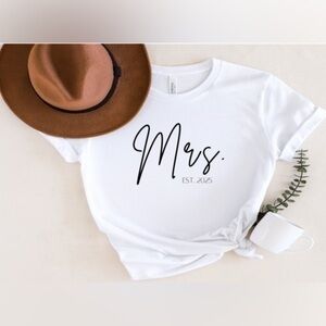 ⭐️HP⭐️Mrs Est 2025 Tee